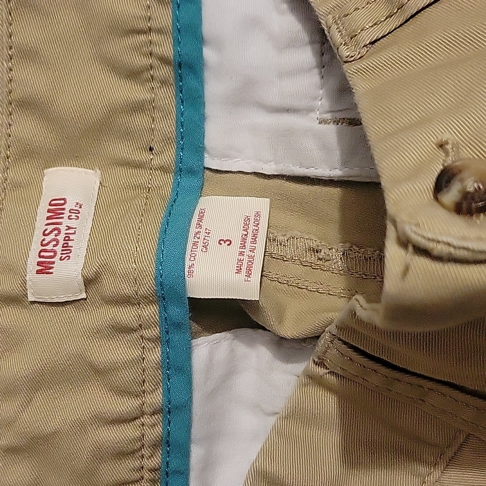 Mossimo Shorts - Picture 4 of 4